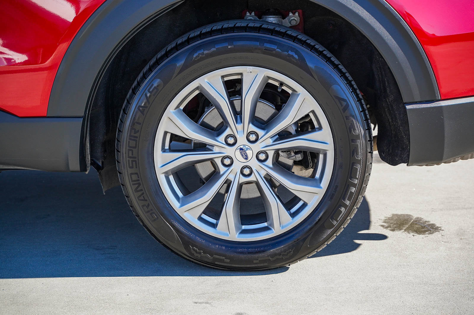 Used 2023 Ford Explorer Limited image 6