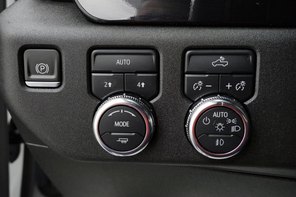 Used 2023 GMC Sierra 1500 Elevation AWD/4WD image 24