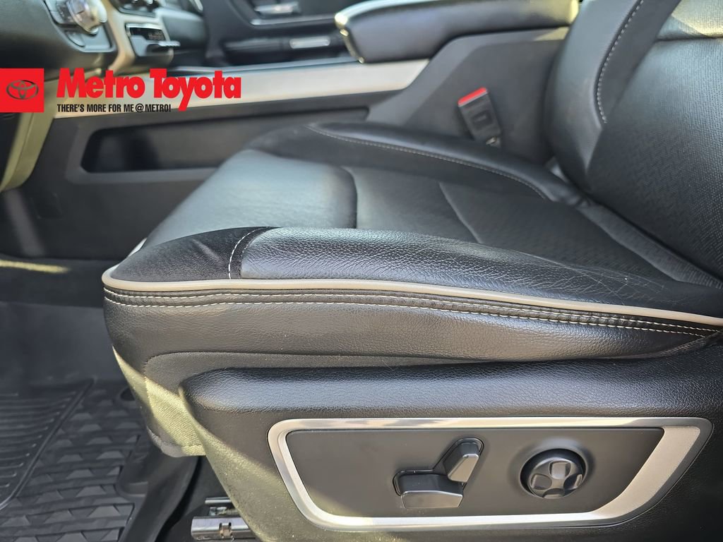 Used 2021 RAM 1500 Laramie image 29