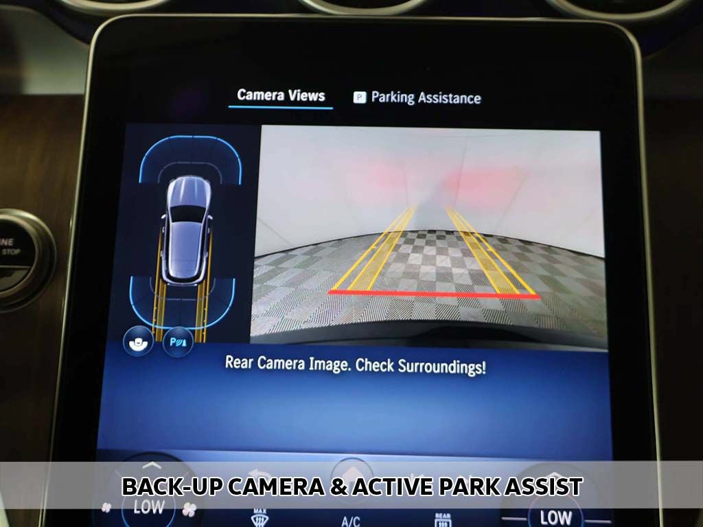 Used 2025 Mercedes-Benz GLC 350e 4MATIC image 5
