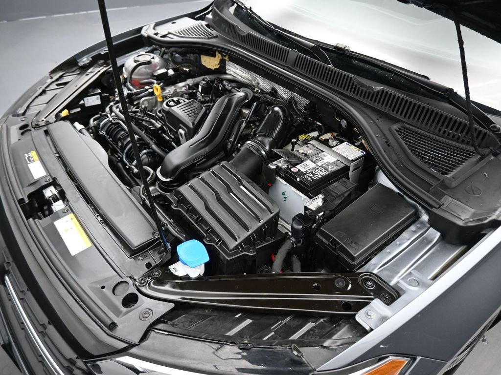 Used 2024 Volkswagen Jetta Sport image 41