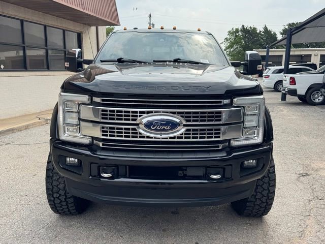 Used 2018 Ford F450 Platinum w/ Platinum Ultimate Package AWD/4WD image 2