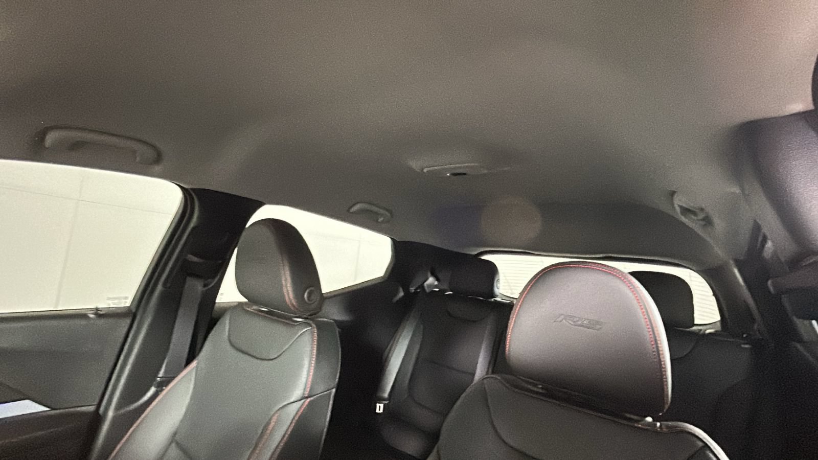 Used 2027 Chevrolet Bolt RS FWD image 14