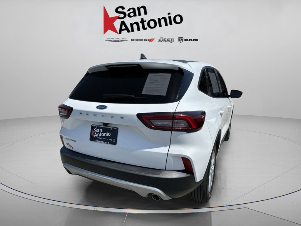 Used 2025 Ford Escape Active FWD image 14