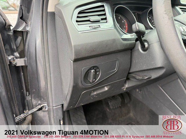 Used 2021 Volkswagen Tiguan S AWD/4WD image 37