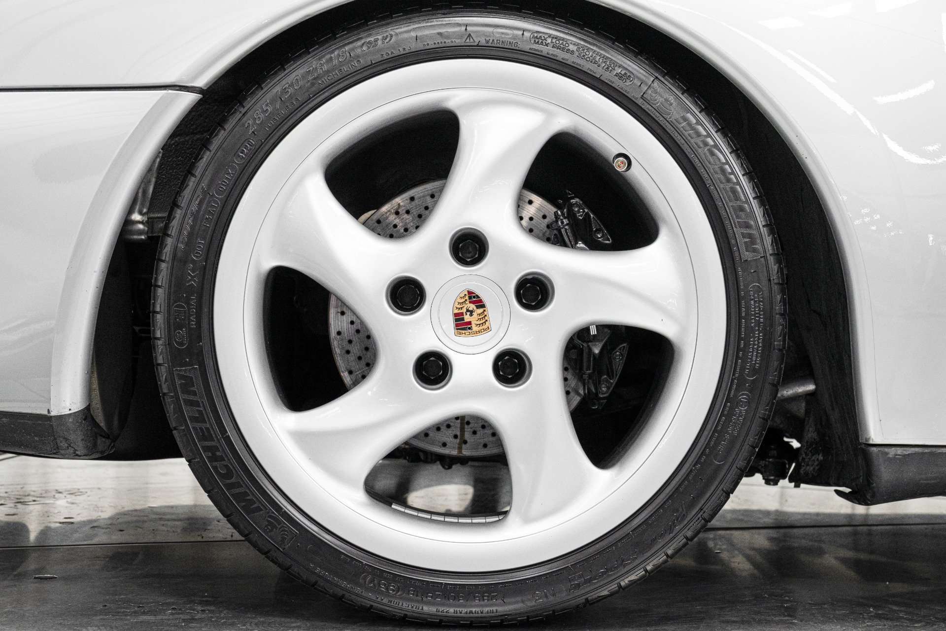 Used 1998 Porsche 911 GT3 RS image 37