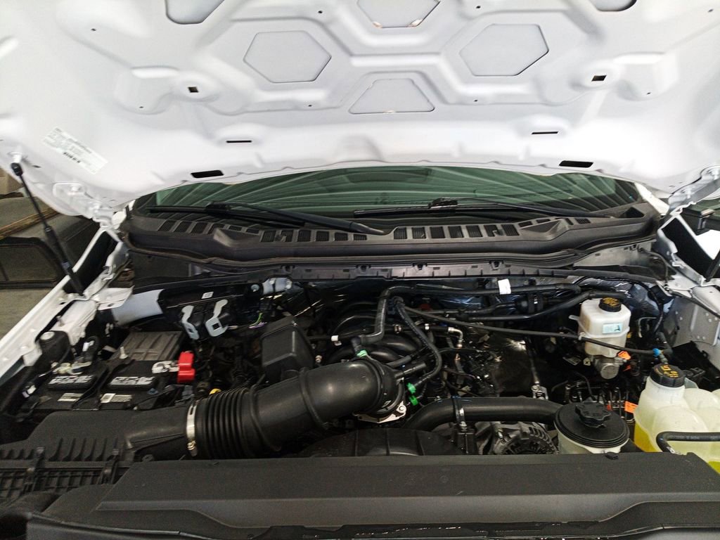 Used 2024 Ford F250 XL w/ Snow Plow/Camper Package AWD/4WD image 28