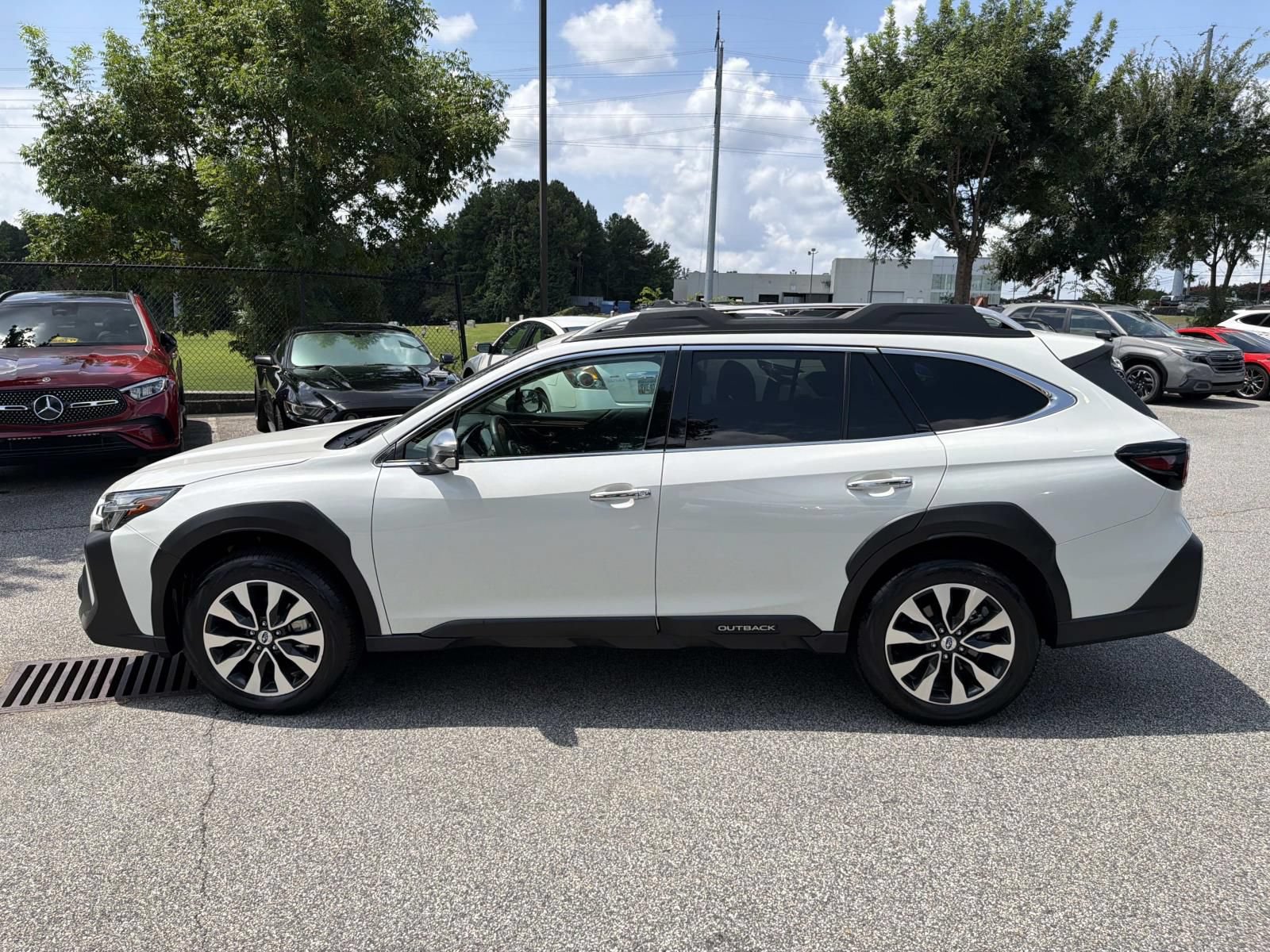 Certified 2025 Subaru Outback Touring XT w/ Tech Package 3 AWD/4WD image 7