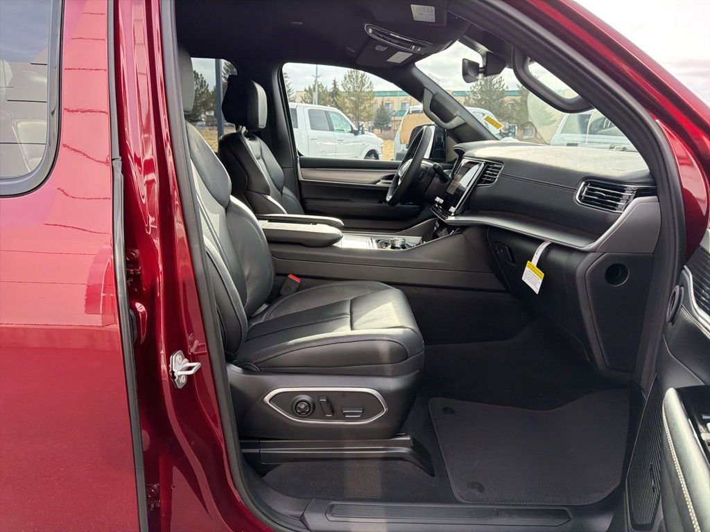 New 2026 Jeep Grand Wagoneer Limited image 45