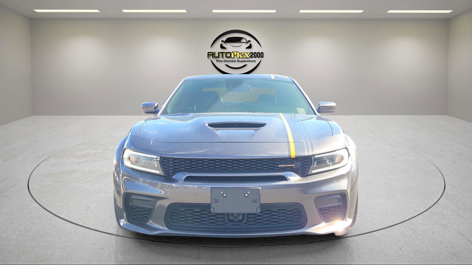 Used 2022 Dodge Charger Scat Pack image 2