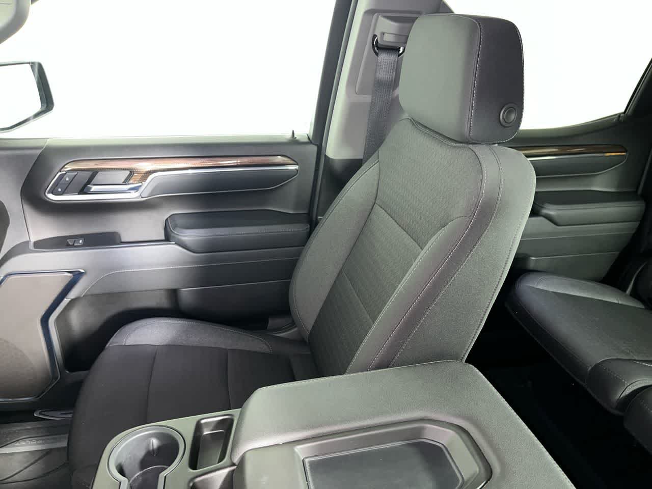 Used 2024 Chevrolet Silverado 1500 LT AWD/4WD image 26