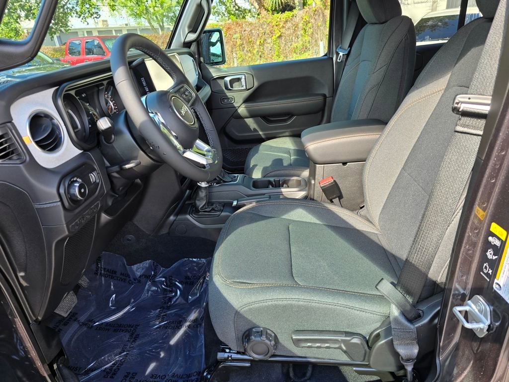 New 2025 Jeep Wrangler Sahara w/ Safety Group image 15