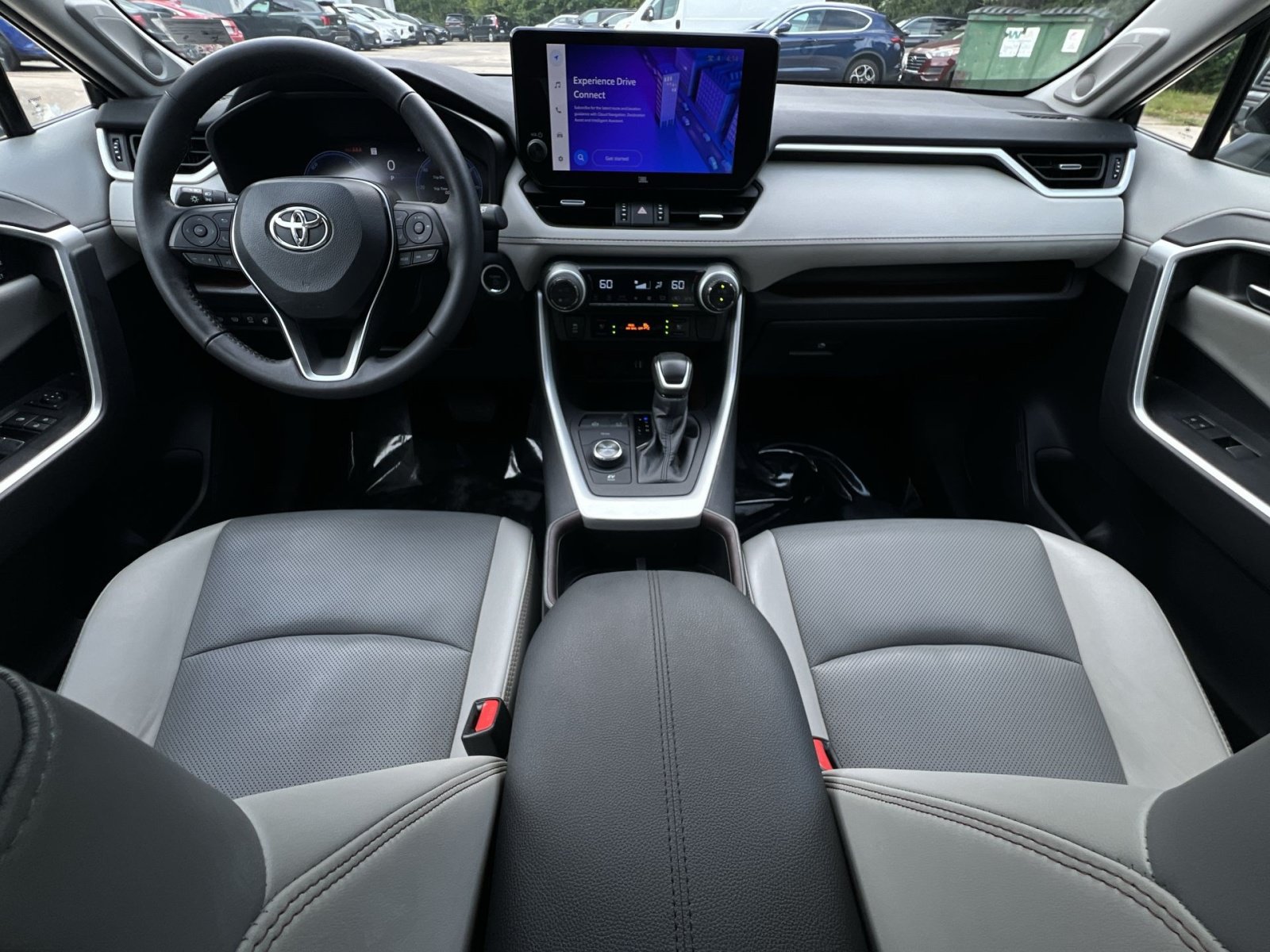 Used 2024 Toyota RAV4 Limited w/ Advanced Technology Package AWD/4WD image 30