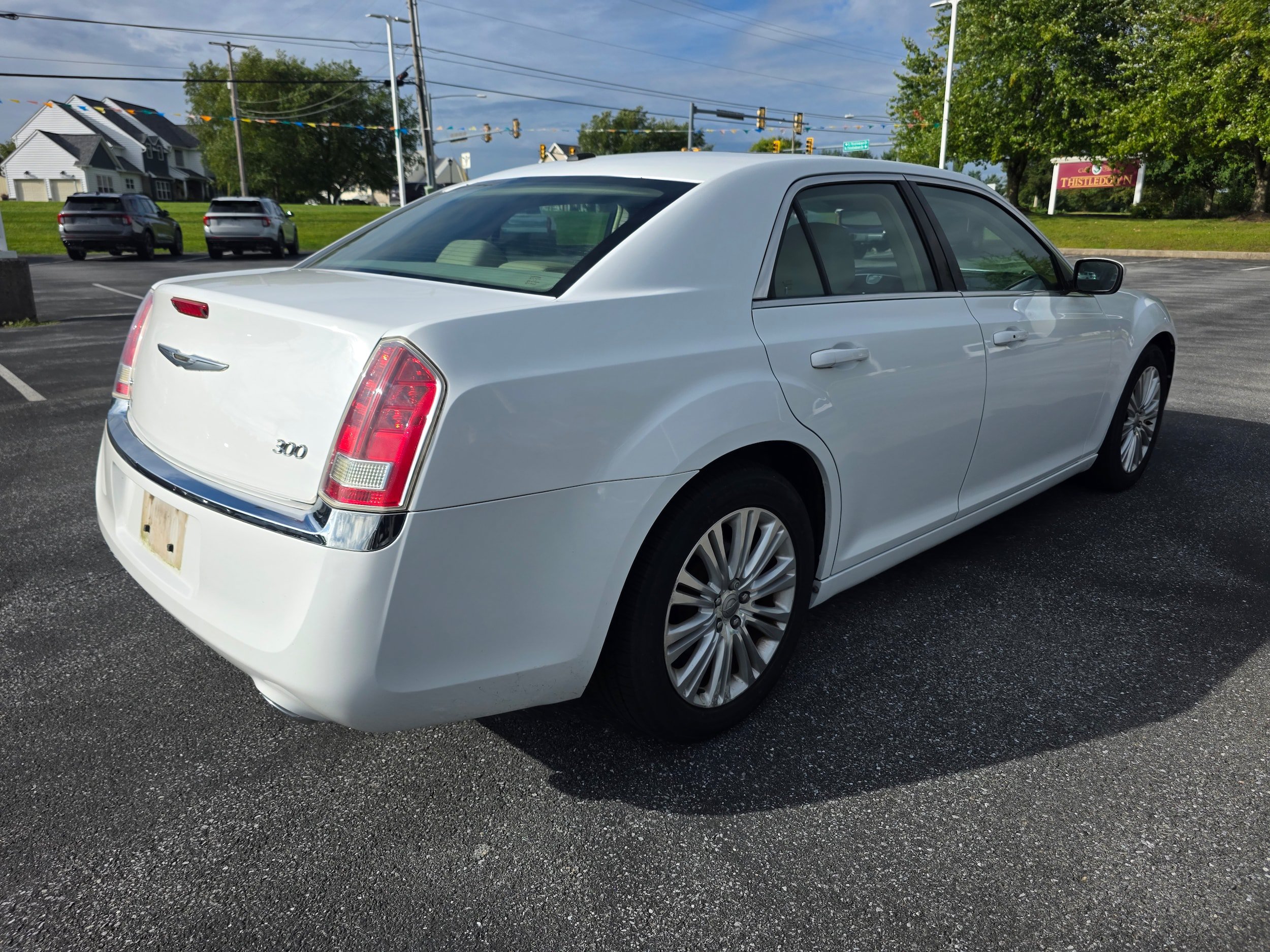 Used 2013 Chrysler 300 AWD w/ Driver Convenience Group image 3