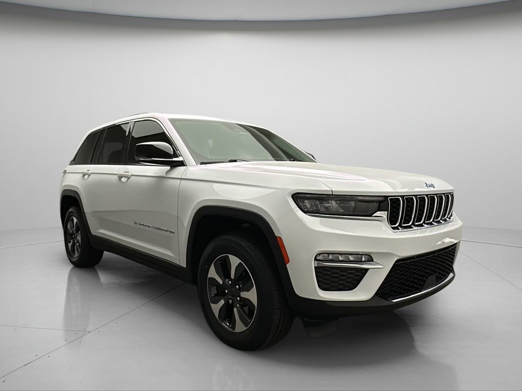 Used 2022 Jeep Grand Cherokee Limited 4xe AWD/4WD image 1