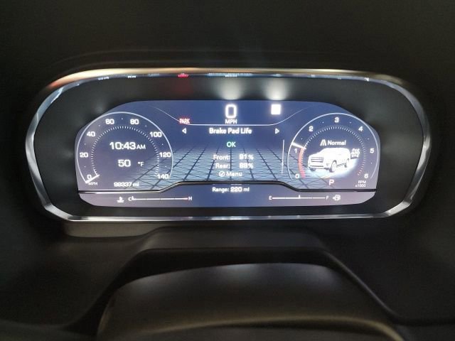 Used 2023 GMC Yukon XL SLT AWD/4WD image 31