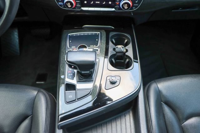 Used 2018 Audi Q7 3.0T Prestige w/ Prestige Package image 45