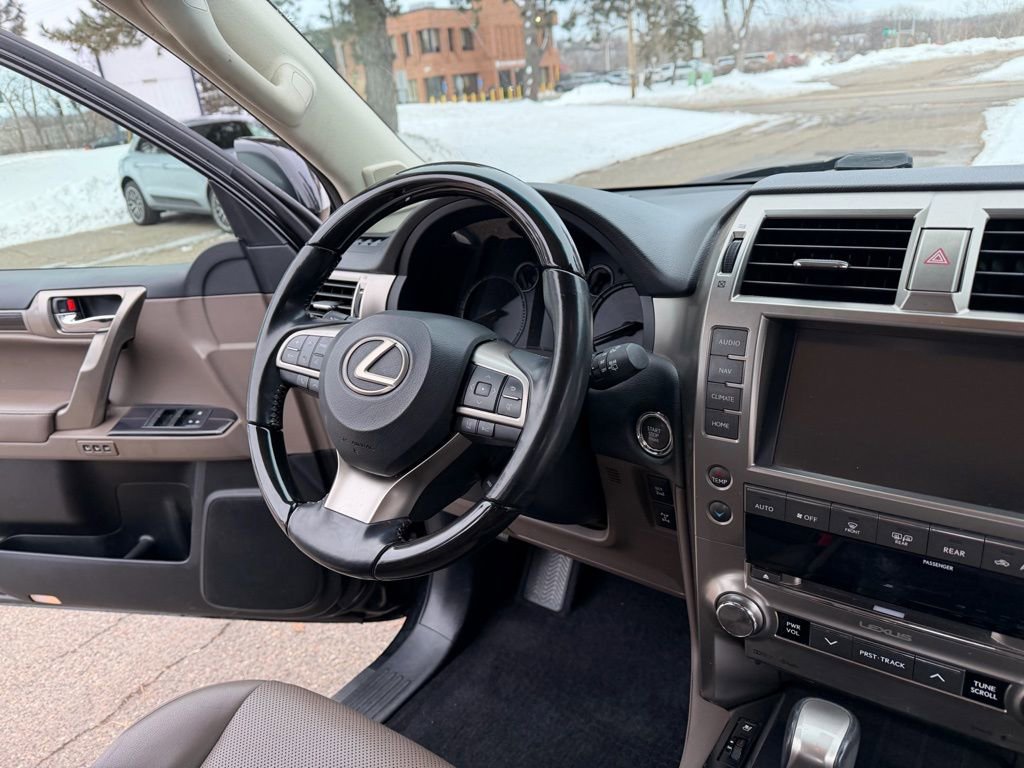 Used 2020 Lexus GX 460 Premium image 39