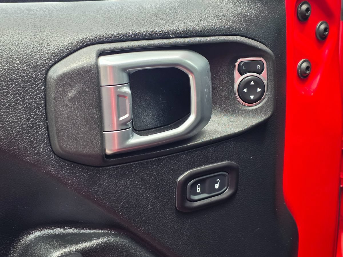Used 2019 Jeep Wrangler Unlimited Sport S AWD/4WD image 30