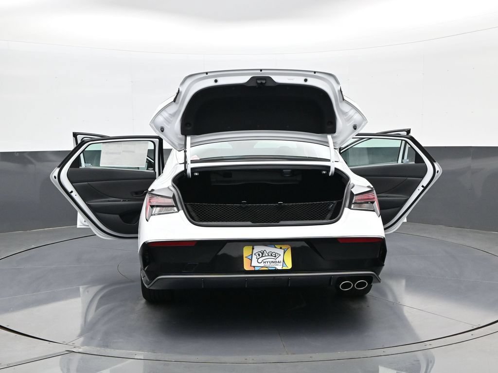 New 2026 Hyundai Elantra N Line FWD image 32