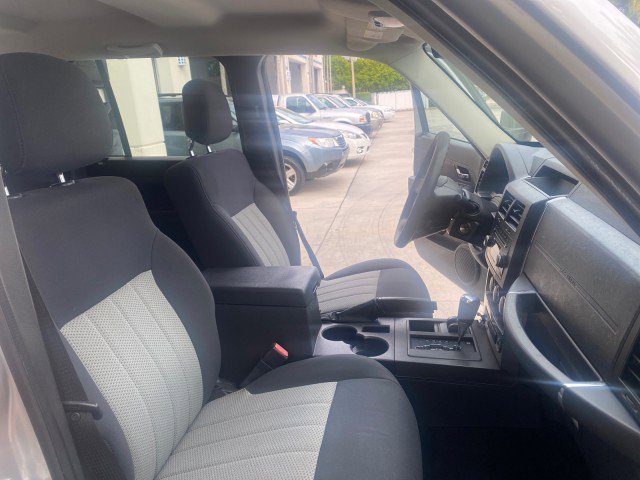 Used 2010 Jeep Liberty Sport w/ Popular Equipment Group image 13