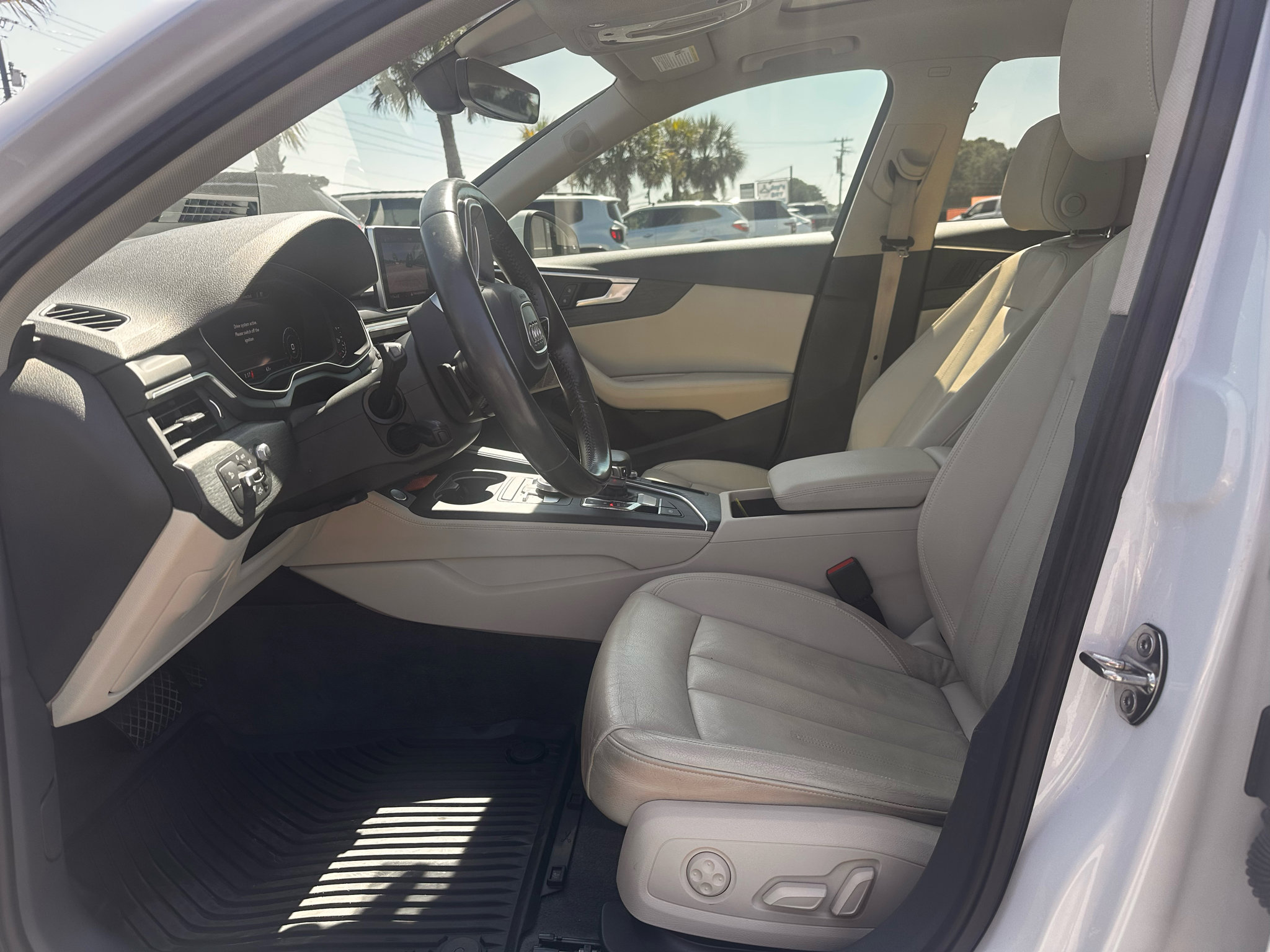 Used 2018 Audi A4 2.0T allroad Prestige w/ Prestige Package image 11