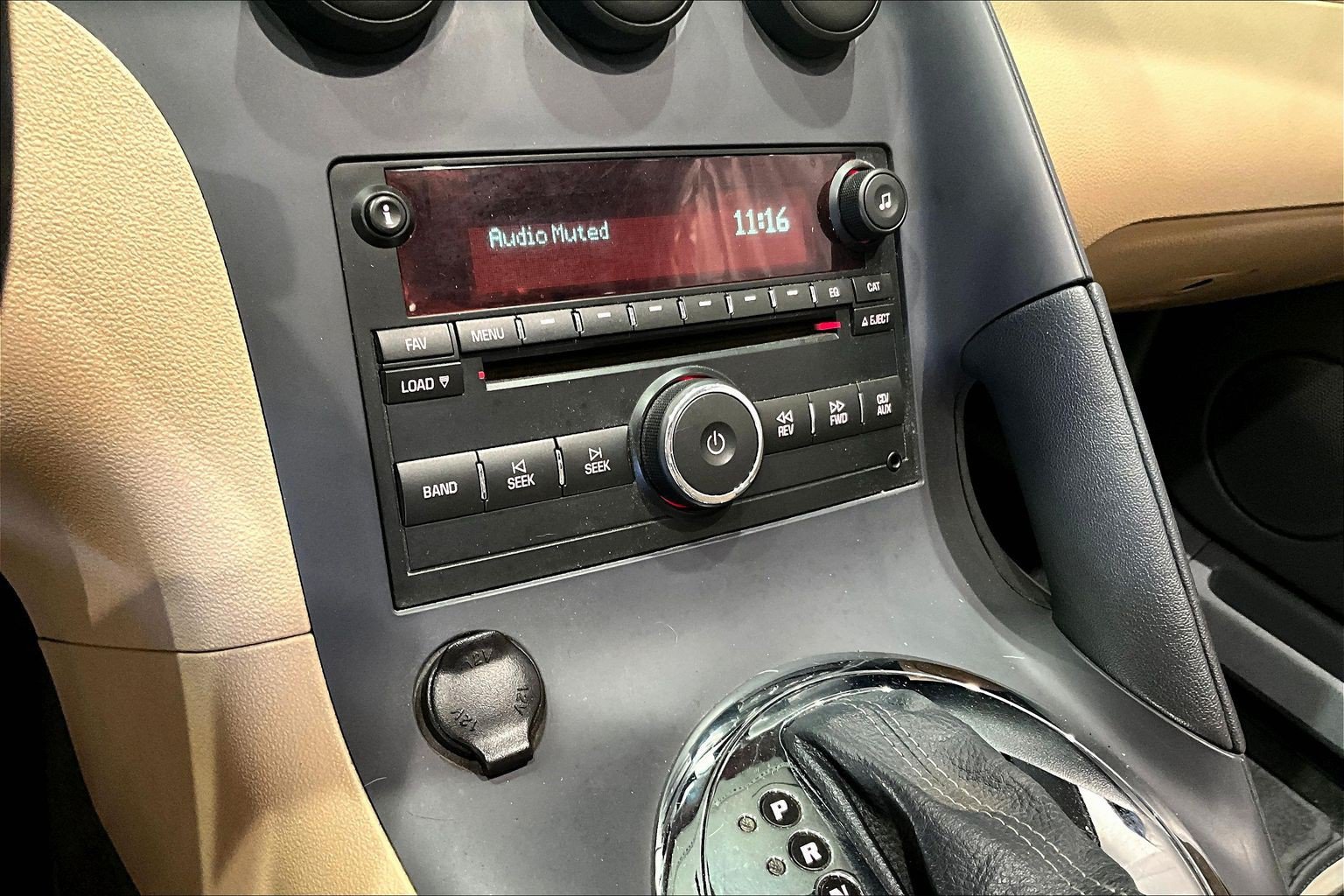 Used 2007 Pontiac Solstice Convertible w/ Premium Package RWD image 14