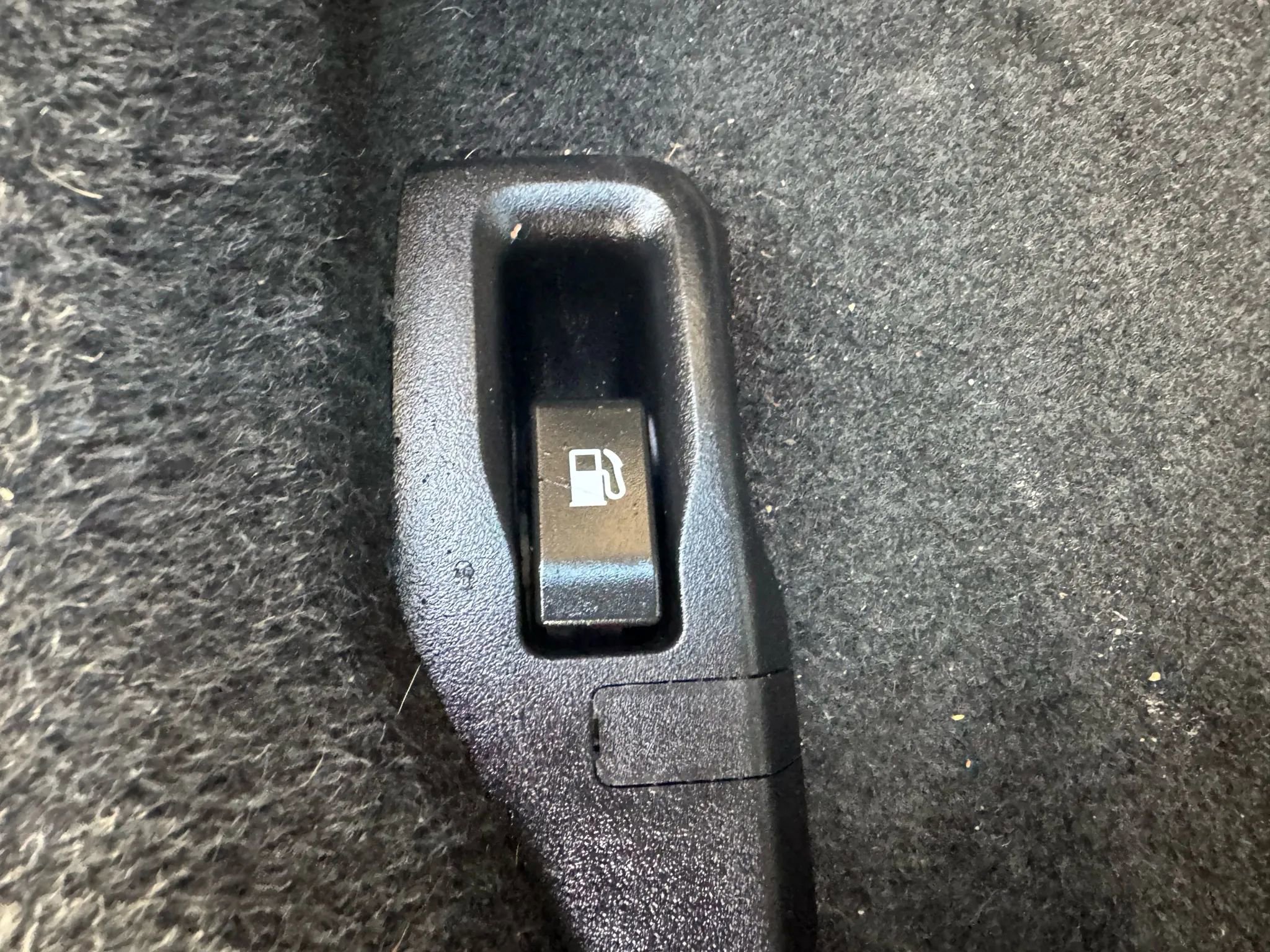 Used 2017 Subaru Forester 2.5i Premium w/ All-Weather Package image 15