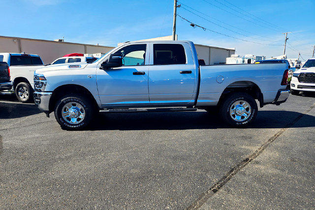 New 2027 RAM 2500 Tradesman AWD/4WD image 4