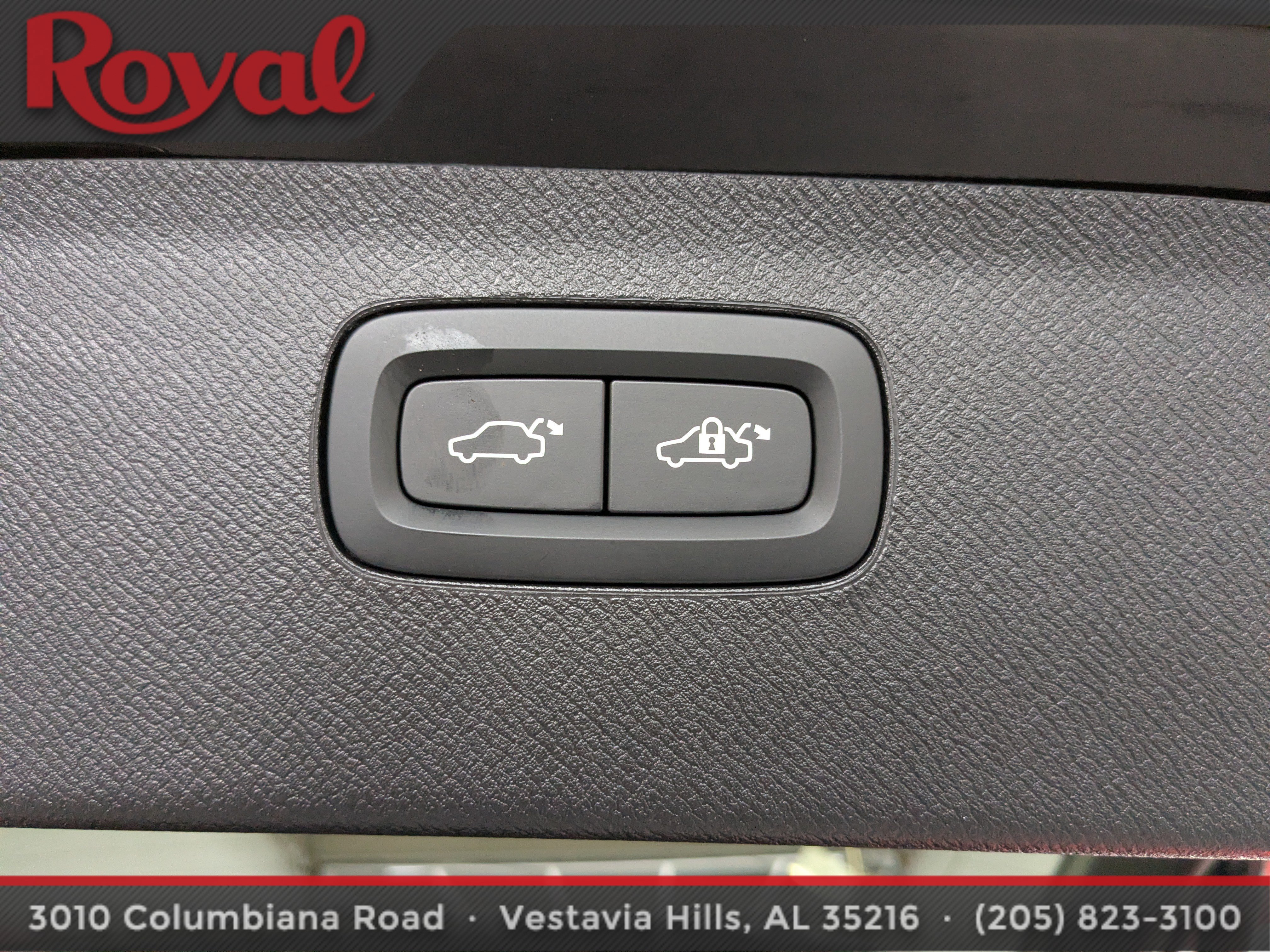 Certified 2023 Volvo XC90 B6 Plus w/ Protection Package Premier AWD/4WD image 14