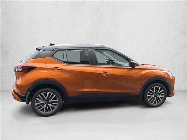 Used 2024 Nissan Kicks SV FWD video 4