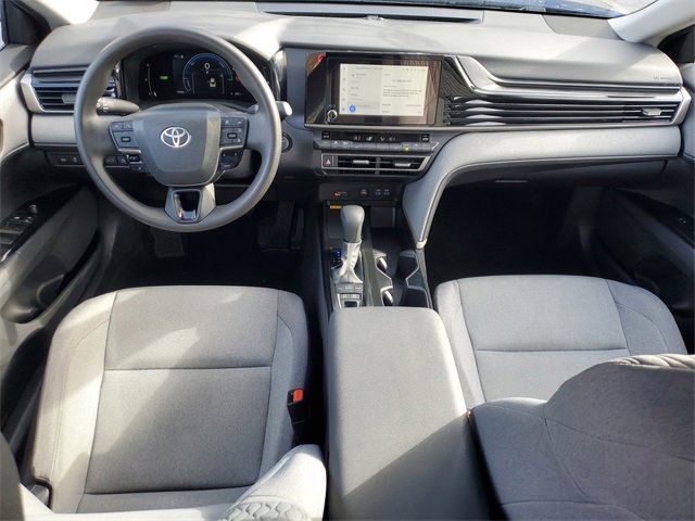 Used 2025 Toyota Camry LE w/ Convenience Package image 15