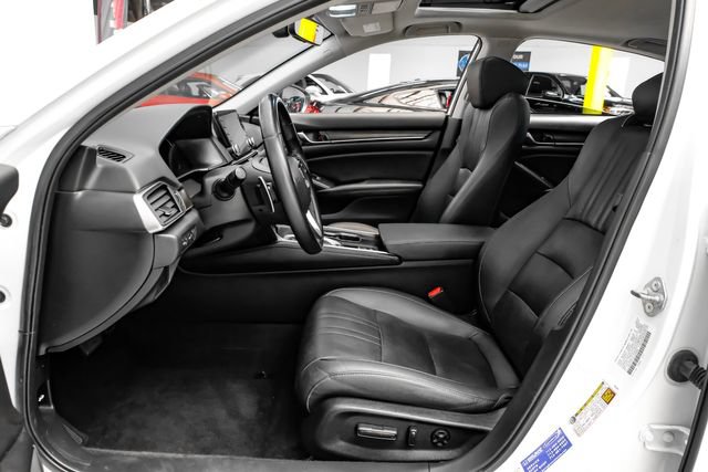 Used 2019 Honda Accord Touring image 4