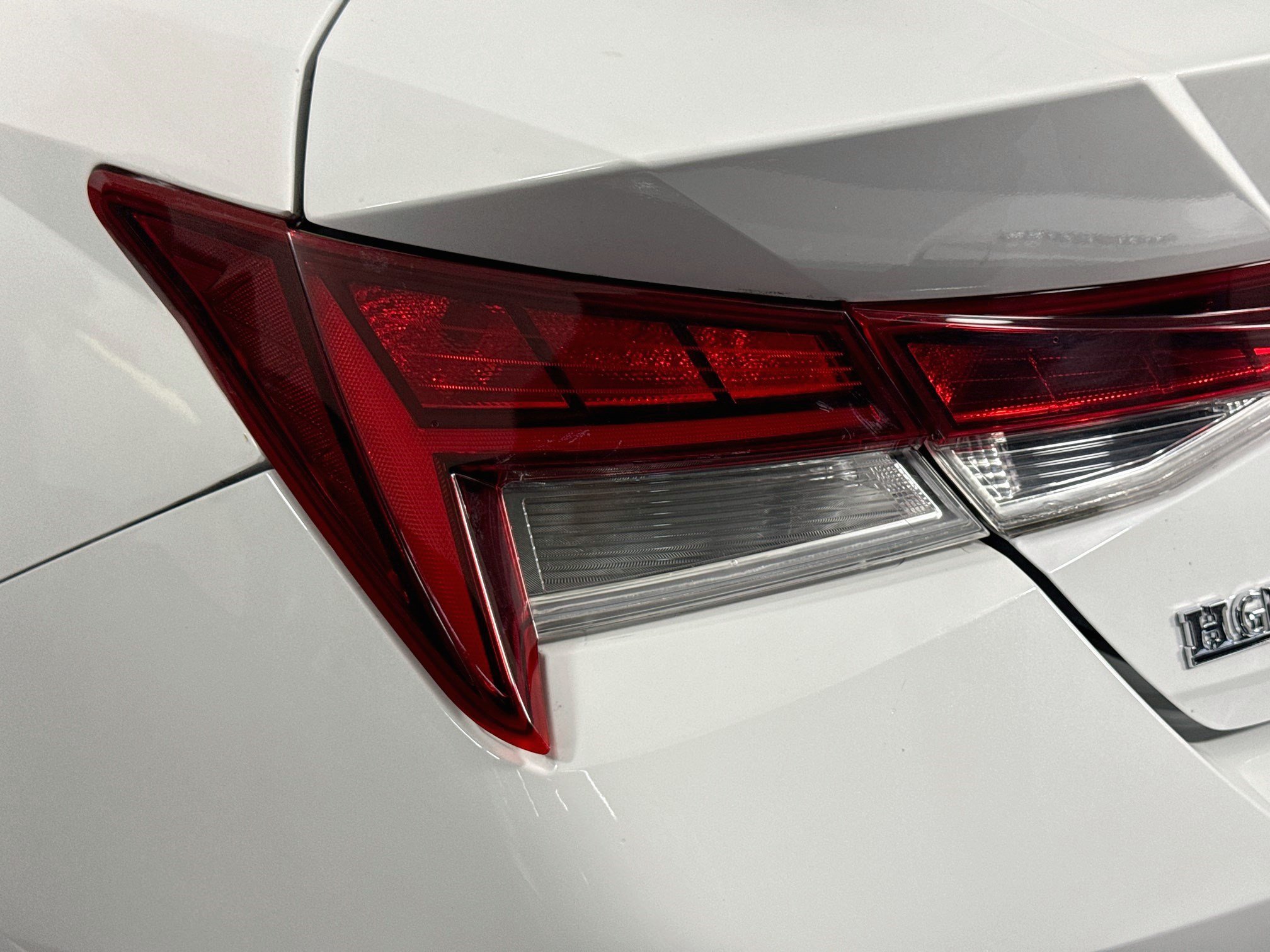Used 2021 Hyundai Elantra SEL FWD image 36