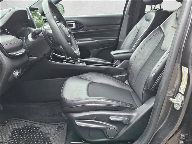Used 2024 Jeep Compass Trailhawk AWD/4WD image 15