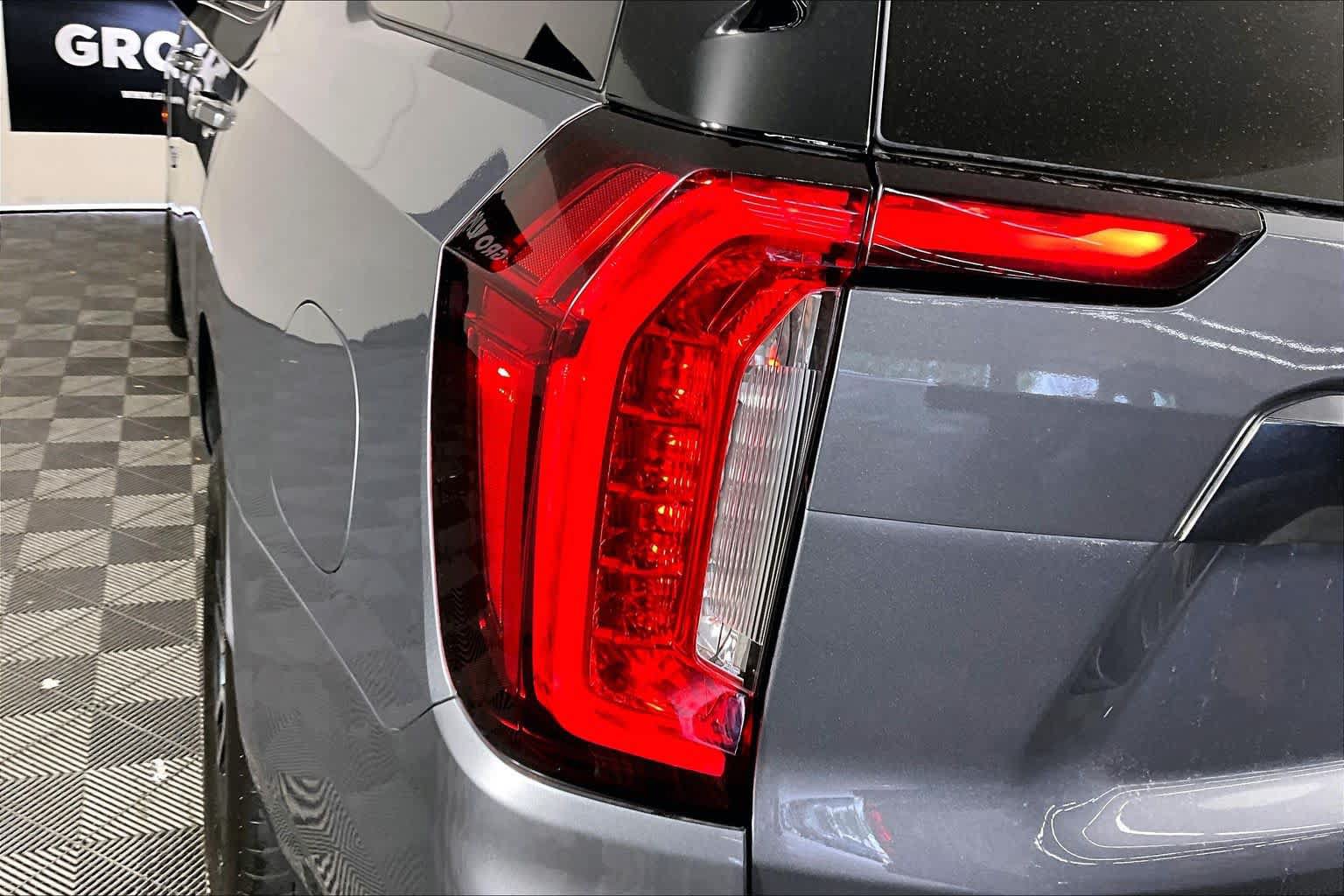 Certified 2022 GMC Yukon AT4 AWD/4WD image 28