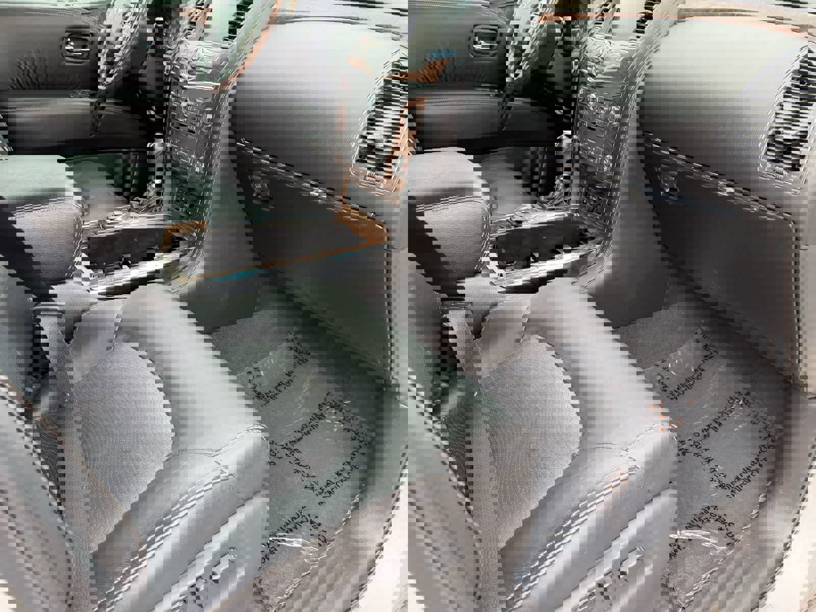 Used 2017 INFINITI QX80 2WD w/ Driver Assistance Package image 14