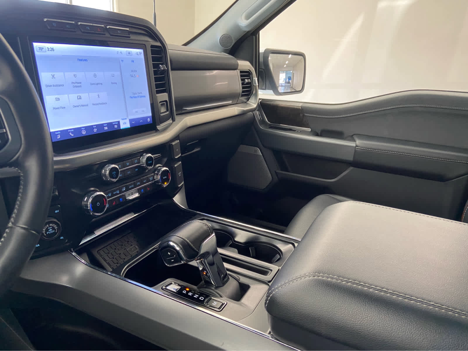 Used 2023 Ford F150 Lariat w/ Equipment Group 502A High image 36