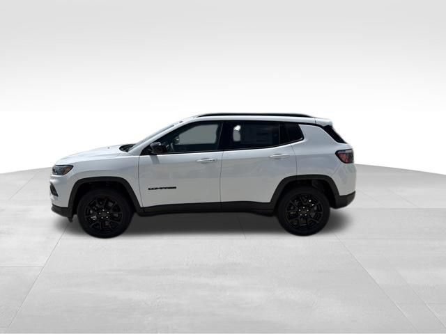 New 2026 Jeep Compass Latitude AWD/4WD image 2