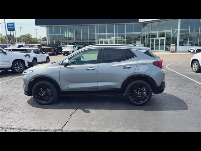 Certified 2025 Buick Encore GX Sport Touring w/ Comfort Package AWD/4WD image 5