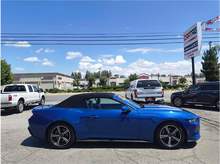 Used 2024 Ford Mustang Premium RWD image 2