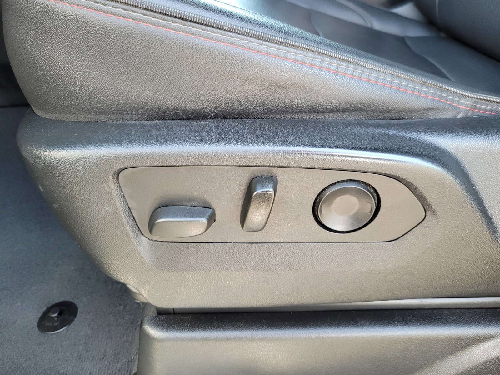 Used 2022 Chevrolet Tahoe RST w/ Luxury Package image 11