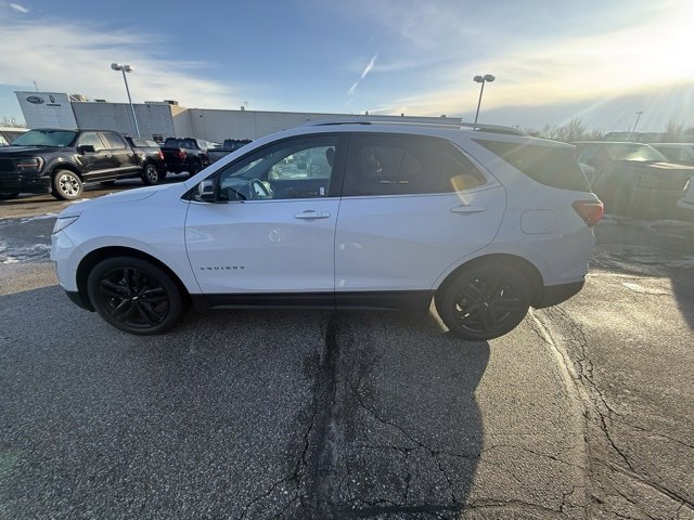 Used 2021 Chevrolet Equinox LT image 2