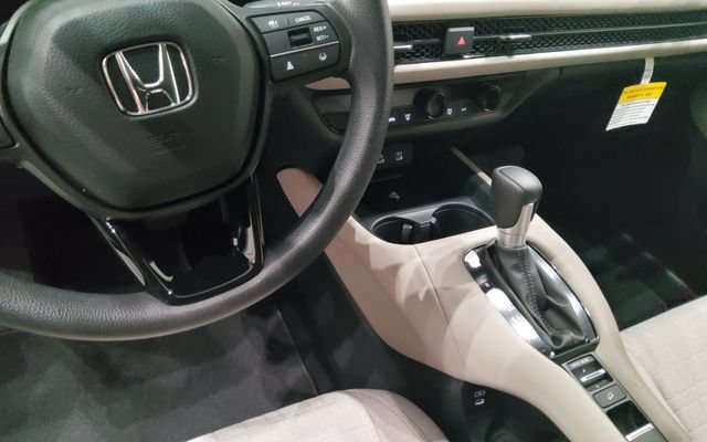 New 2027 Honda HR-V LX image 26