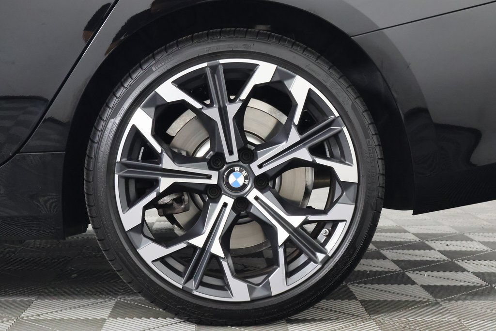 Used 2026 BMW 330i Sedan w/ Convenience Package RWD image 16