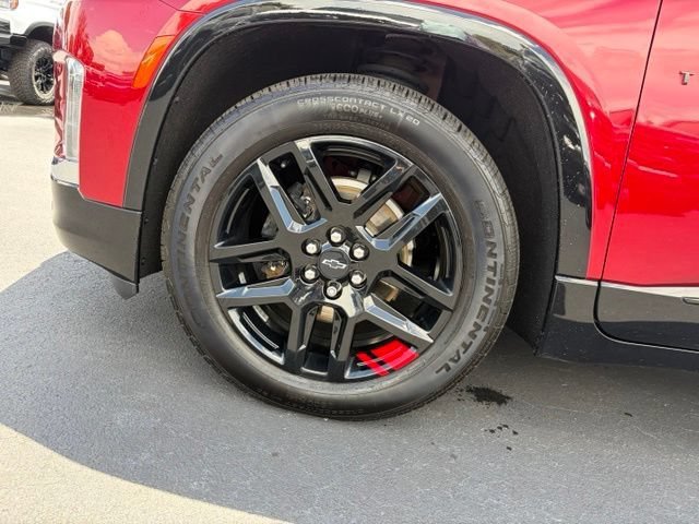 Used 2022 Chevrolet Traverse Premier w/ Redline Edition AWD/4WD image 9