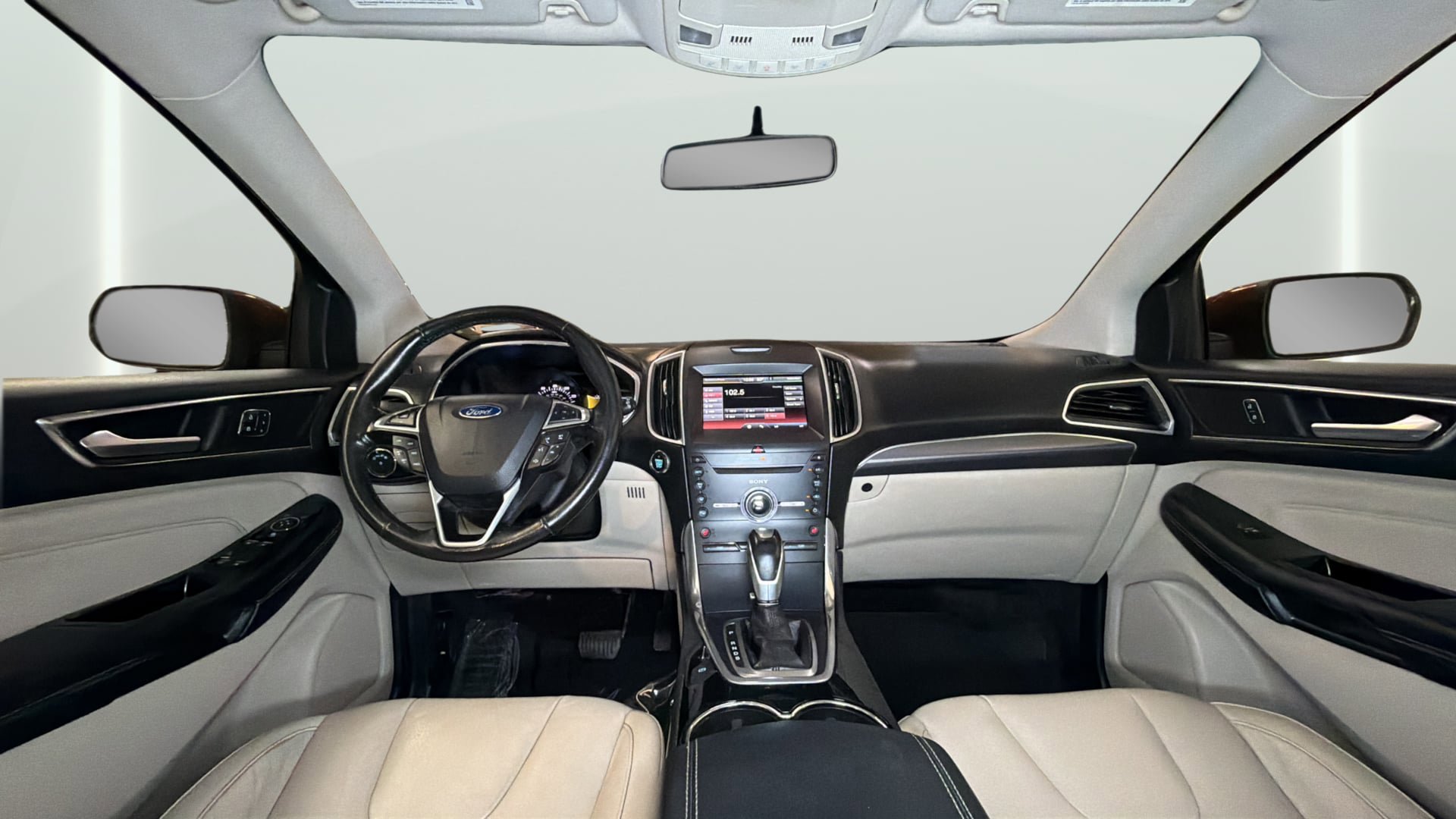 Used 2015 Ford Edge Titanium FWD image 31