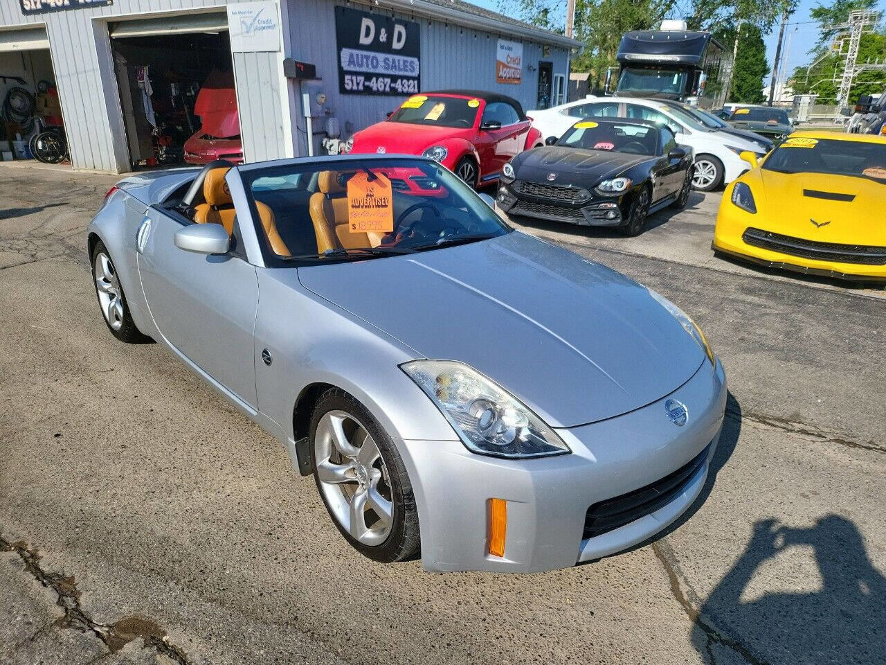 Used 2006 Nissan 350Z Enthusiast w/ (S02) Side Air Bags Pkg image 11