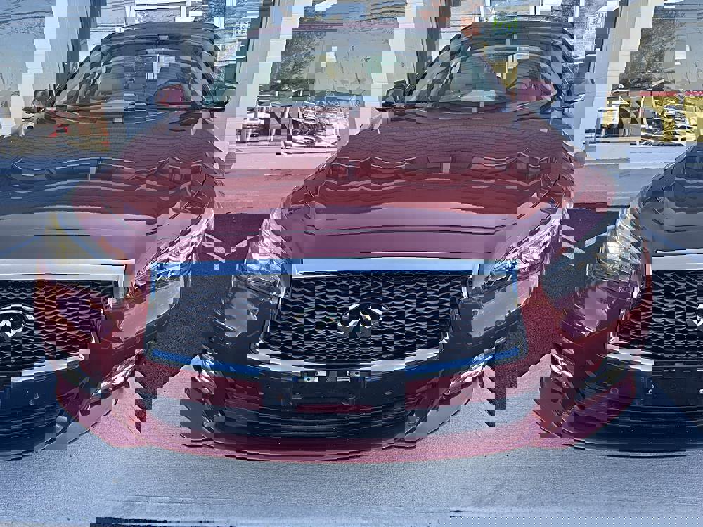 Used 2016 INFINITI Q50 Premium w/ Driver Assistance Package image 2