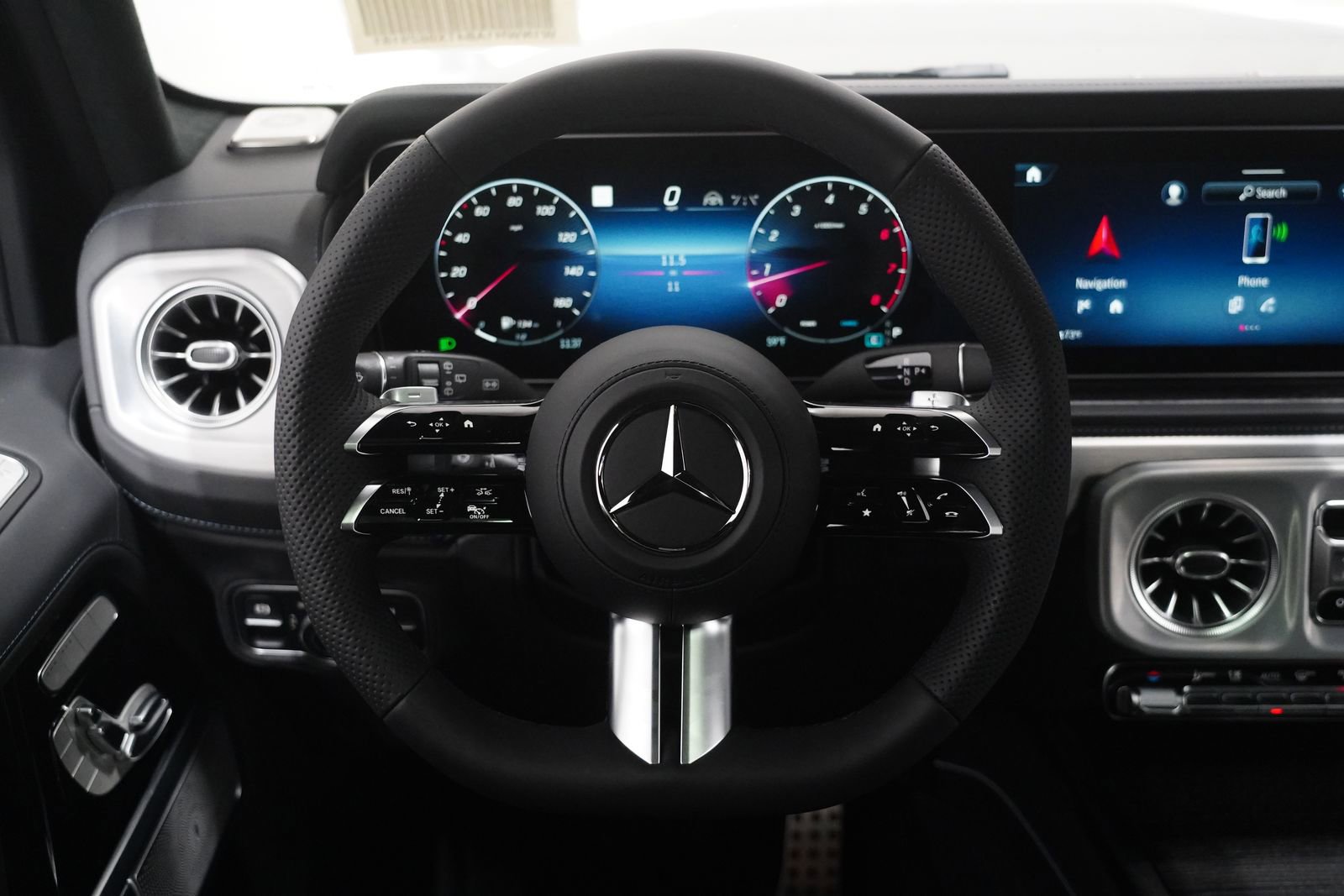 New 2026 Mercedes-Benz G 550 image 19